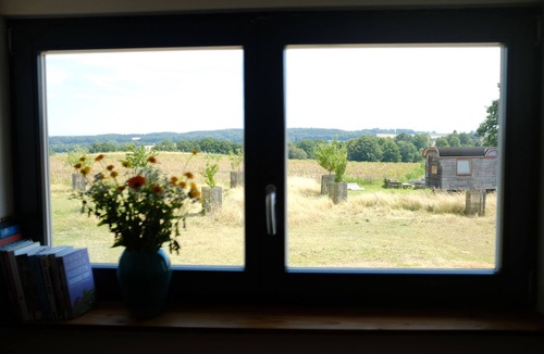 Haarstorf Apartment | Lovingly converted workshop in former stable building