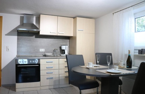 Thyrnau Apartment | Lovingly designed vacation apartment (68sqm) with private entrance and parking space