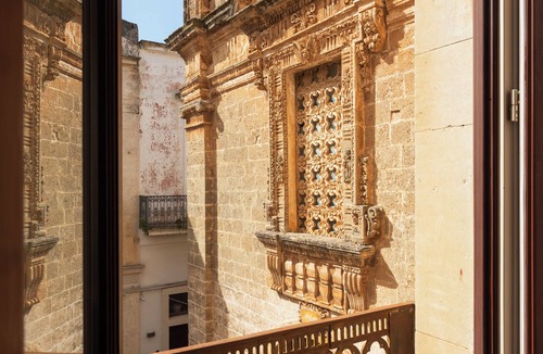 Galatone Apartment | Lovingly renovated apartment with a great roof terrace - ideal for couples!