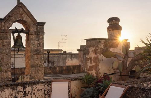 Galatone Apartment | Lovingly renovated apartment with a great roof terrace - ideal for couples!