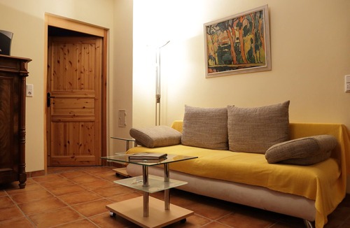 Neustadt-Stadtmitte Apartment | Lovingly restored apartment in the middle of the city for 2 people.