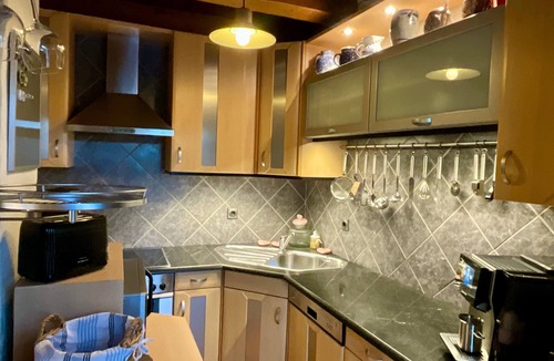 Heilsbronn House | Lovingly Restored Farmhouse with Private Terrace, Garden & Wi-Fi in Heilsbronn