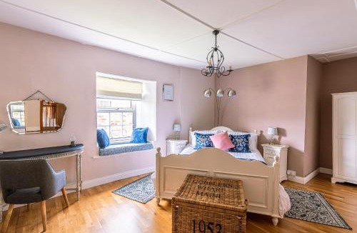 Reeth House | Low Cottage