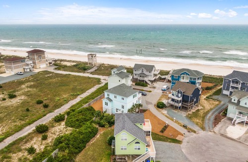 Village of Stump Sound House | Lowe Tide | Beautiful Beach Views!