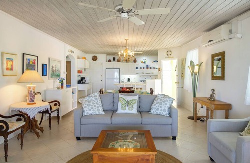 Saint Matthias Apartment | Lower Beachgate - On the Beach.