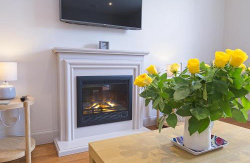Gattonside House | Lower Canterbury House