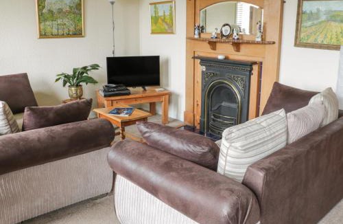 Oakworth House | Lower Cross