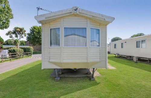 Shanklin Resort | Lower Hyde