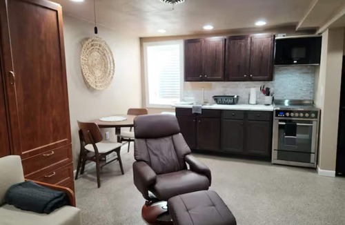 Mason City Apartment | Lower Level Studio Across From Mercy Hospital