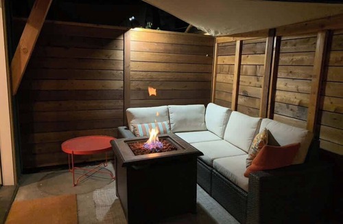 Bend Apartment | Lower Pine Vacation Rental | Bend Living