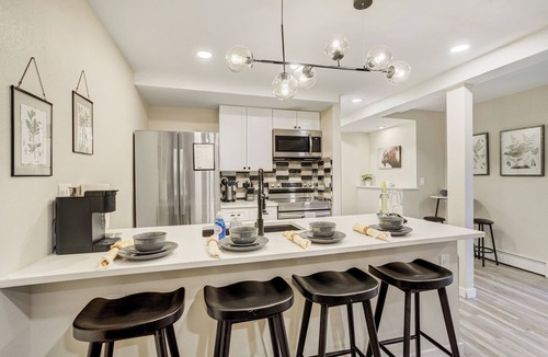 Cascade House | Lower Stone Lodge | Hot Tub| Game Room| Lower Unit