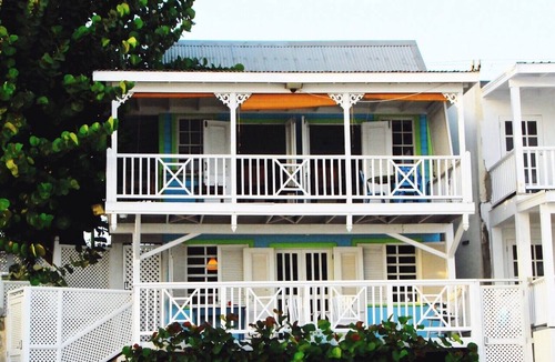 Saint Matthias Apartment | Lower Swanage - 1 bedroom on the Beach.