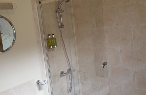 Worlington Bed & Breakfast | Lowerfield House