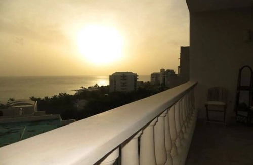 Bellevue Condo | Lowlands Cupecoy Beach Rooftop Condo