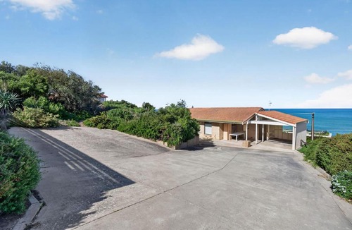 Port Elliot House | LOWTIDE 13A Battunga Avenue Port Elliot Linen Included