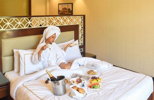 Bullawala Hotel | LP Vilas