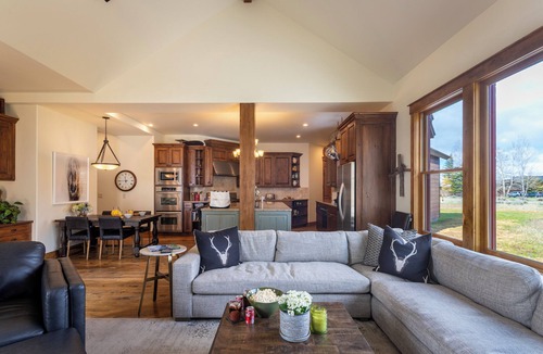 Jackson House | LPJH | Horsethief Hideaway | Rustic Charm Meets Modern Luxury