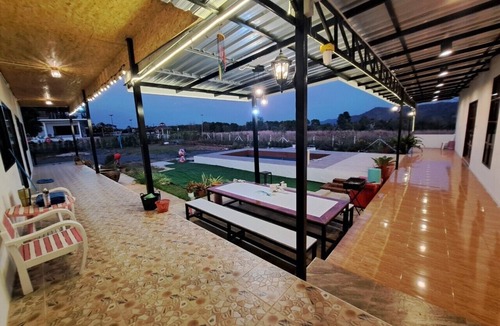 Khanong Phra Villa | Lsarl Pool Villa