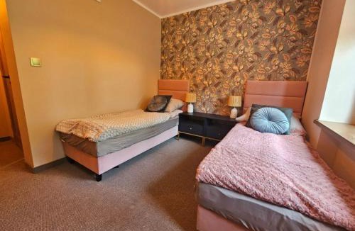 gmina Zbojno Bed & Breakfast | LUCAFIORI Hotel OBORY