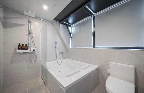 Masan Hotel | Lucas Hotel