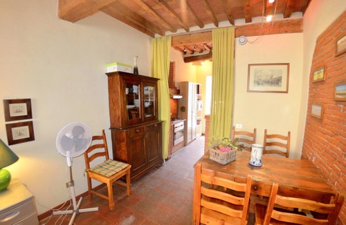 Lucca Historical Center House | Lucca Central Garden Cottage