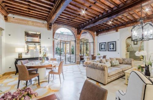 Lucca Historical Center Hotel | Lucca Heritage Retreat