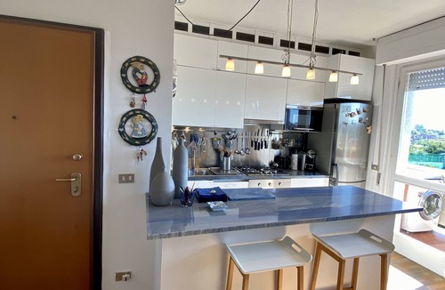 Marina di Carrara Apartment | Luce e Mare, 110m2 fully equipped apartment 1 km from the sea and Carrara Fair