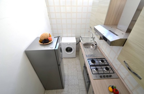 Roca Vecchia House | Luce holiday home with air conditioning for 5 guests
