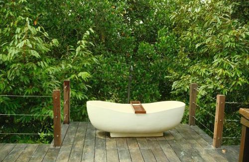 Wongaya Gede House | Luciole Mountain House with Jungle & Volcano Views