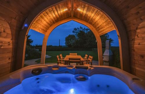 Radstock Resort | Luckington Burrows