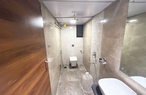 Bandra West Hotel | Lucky Serviced Apartments – Near BKC