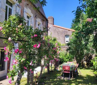 Champtoceaux House | Lucriolla