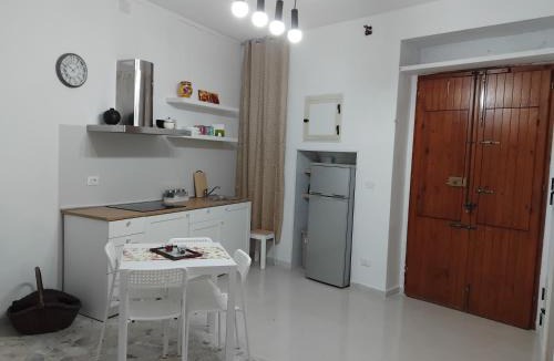 Macchia House | Lucy Home