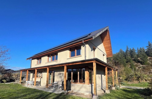 Luggate House | Luggate Eco Lodge| Passive House Wanaka
