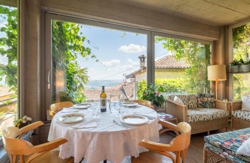 Guarene Apartment | "Luisa's Smile"