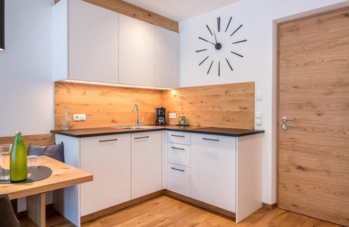 Cornaiano Apartment | 'Luislhof Hof - Apartment Vitis' with Mountain View, Terrace & Wi-Fi