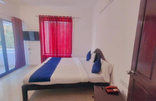 Munnar Hotel | Lumino Karthika