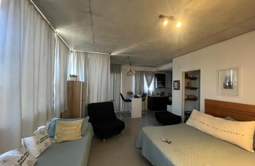 Remedios de Escalada Apartment | Luminoso Depto 40 metros NUEVO. Excelente Ubicacion Zona Sur.