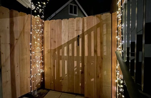 Crestline Cottage | Luminous Hideaway & Restful Garden Retreat