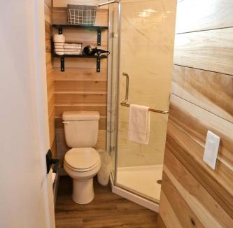 Escalante House | Luminous Tiny House with Innovative Design in Escalante, Utah