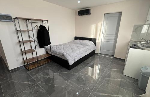 Decines-Charpieu Apartment | Luna