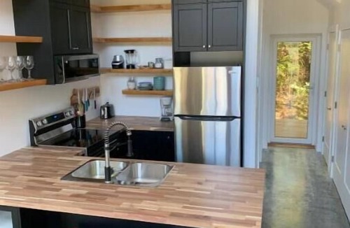 Ucluelet House | Luna ~ Halfmoon Bay Beach House