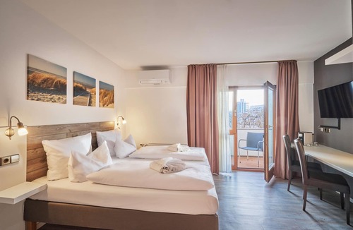 Am Pragfriedhof Hotel | Luna Inn