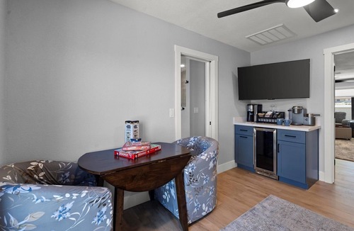 Queen Valley House | Luna Mesa/Private Back Yard, Pet Friendly, Telescope and Stargazing