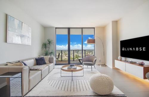 Town Square Apartment | Lunabase Heavenly View