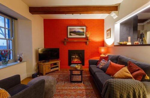 Whitehead House | Lúnasa, a beach front haven