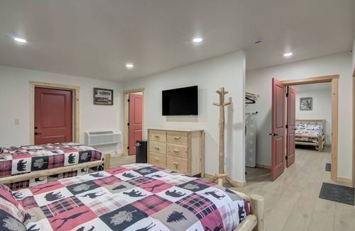 Drummond Cabin | Lundy's Black Bear - Lemgrove
