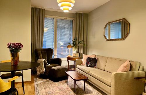Helsinki City Centre Apartment | Luotsi 1911 Suite
