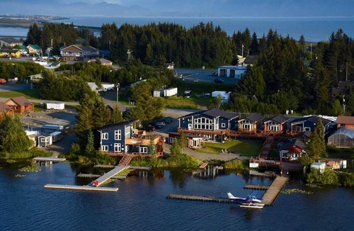 Homer Cabin | Lupine Cabin - Homer Seaplane Base