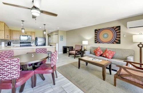 Kapaa House | Lush Ocean View Condo Pono Kai Resort F105